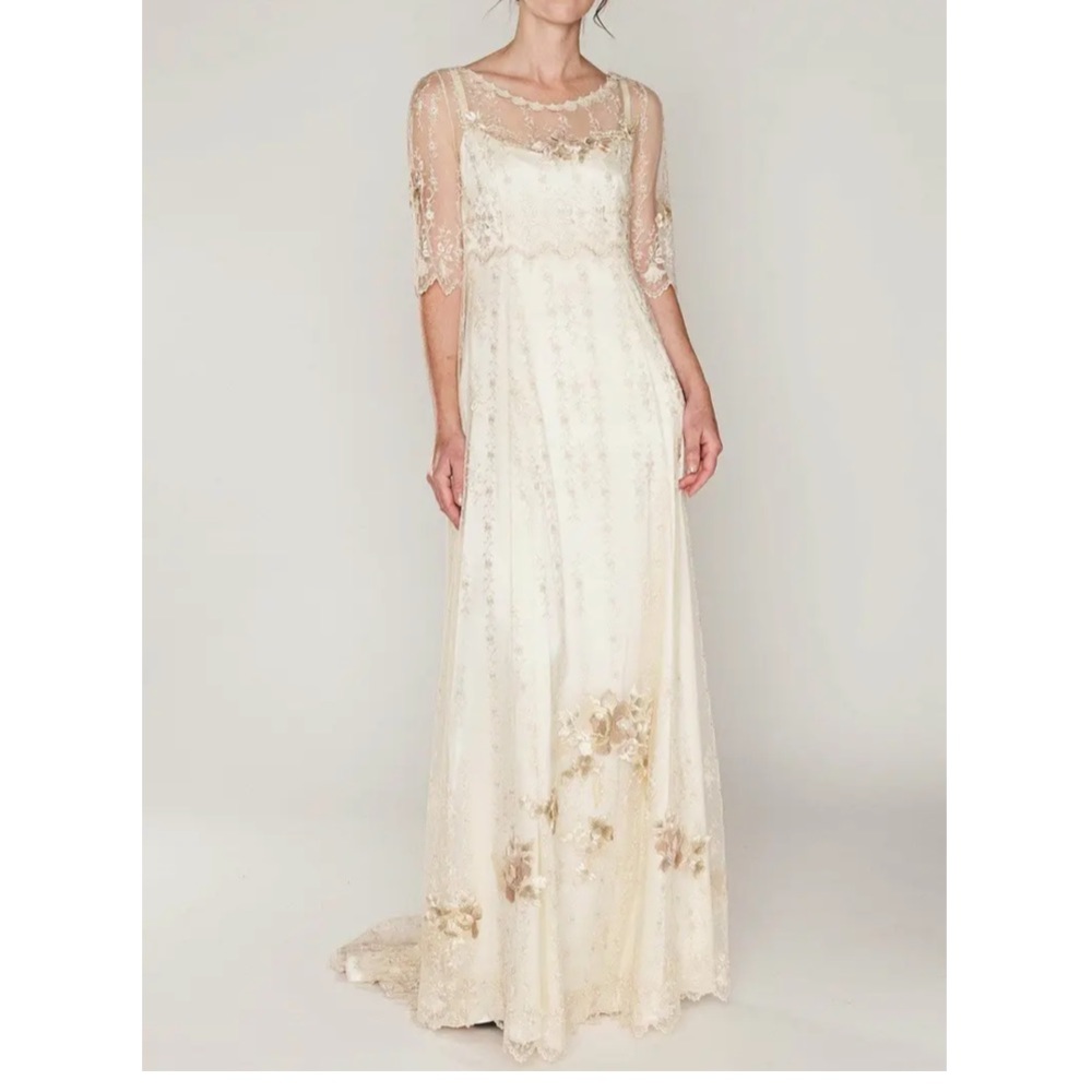 Boho style wedding dress.